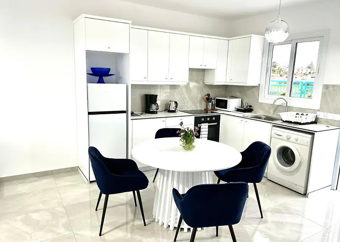 Lägenhet Blue Lachi